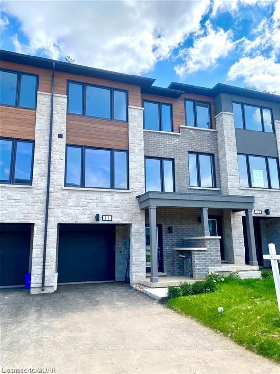 11 Briar Court