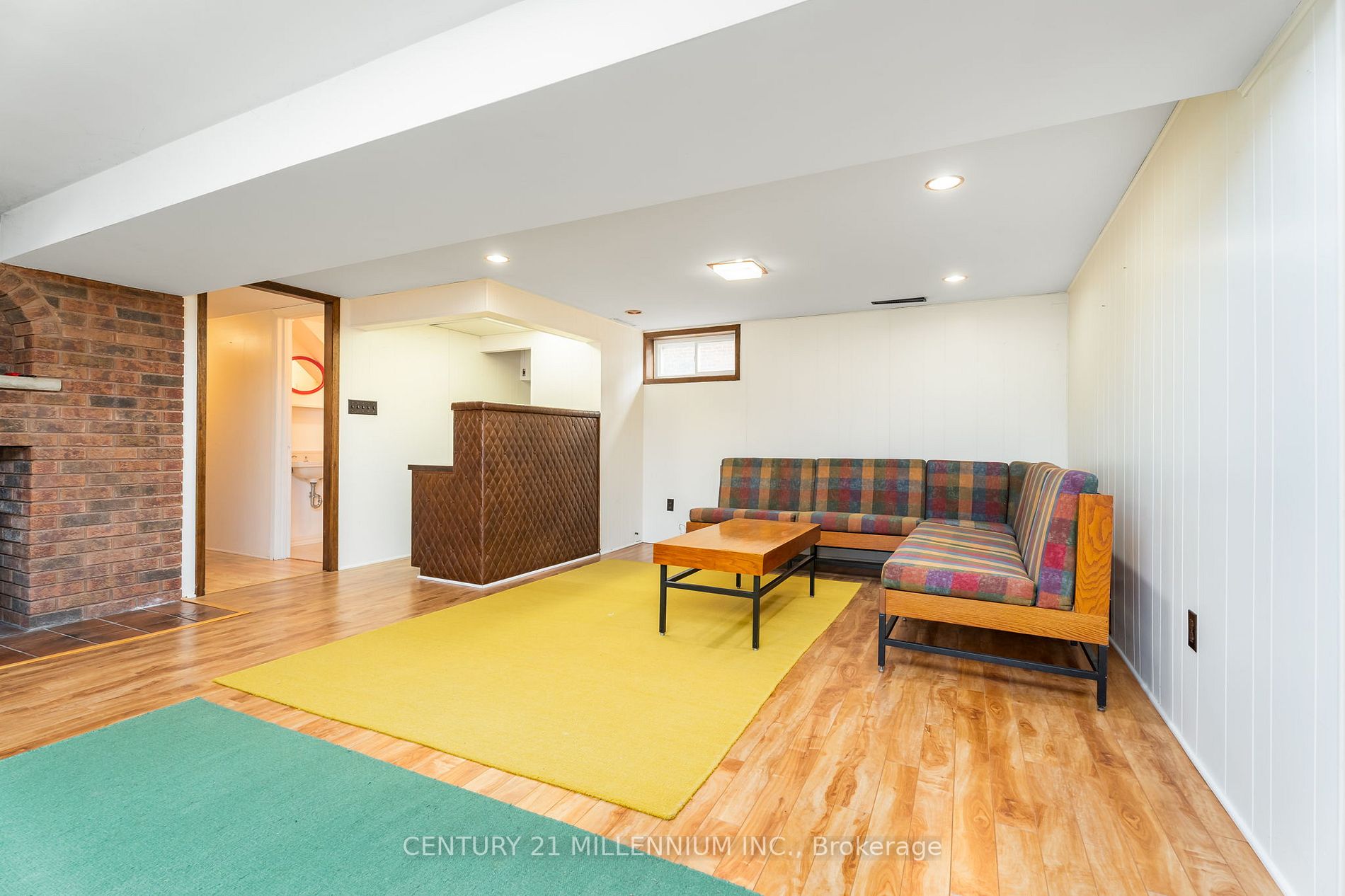 3 Sarah St