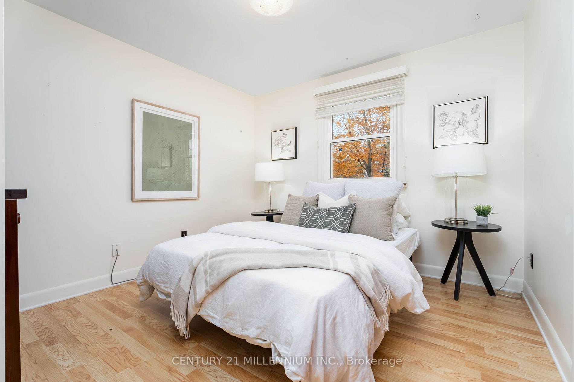 3 Sarah St