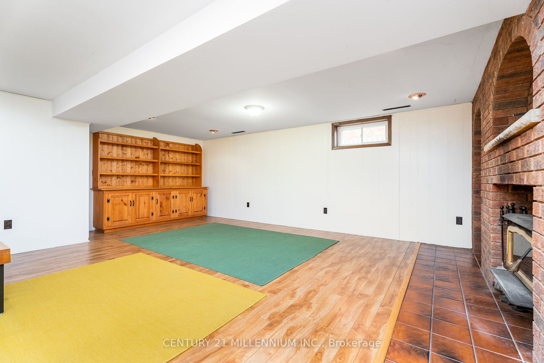 3 Sarah St