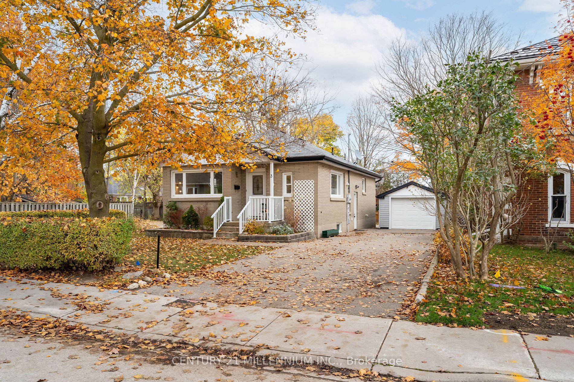 3 Sarah St