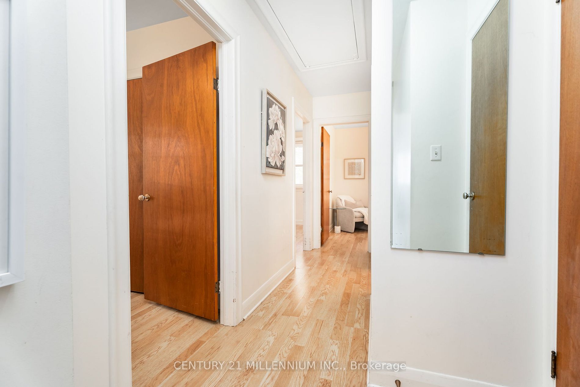 3 Sarah St