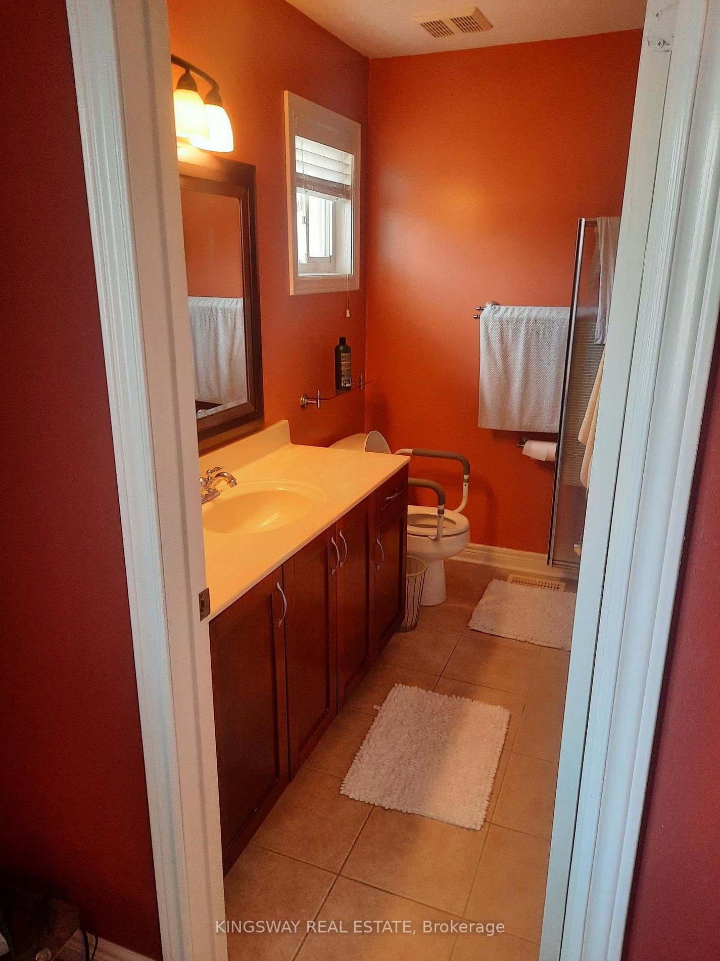 48 Ferncastle Cres