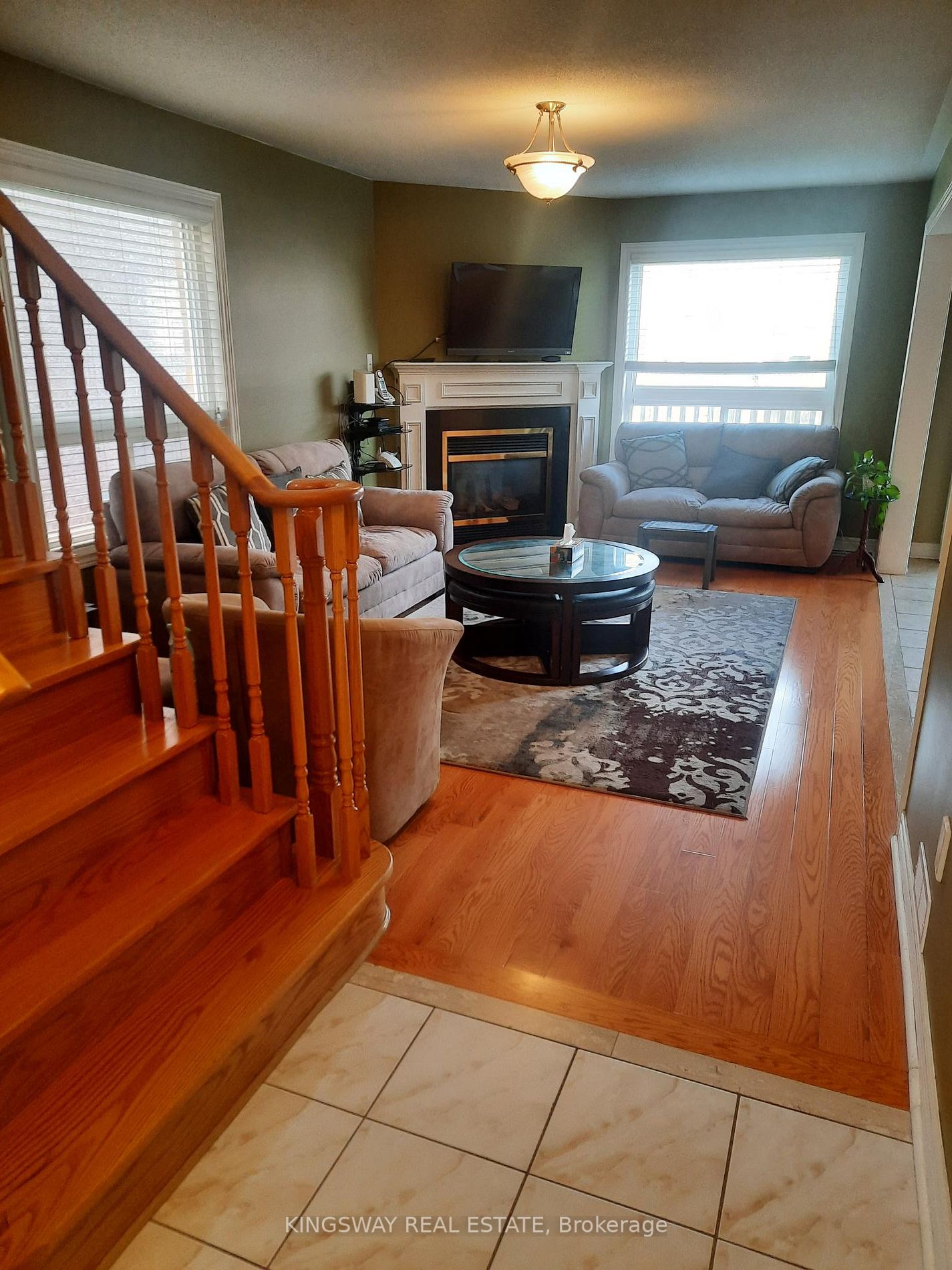 48 Ferncastle Cres