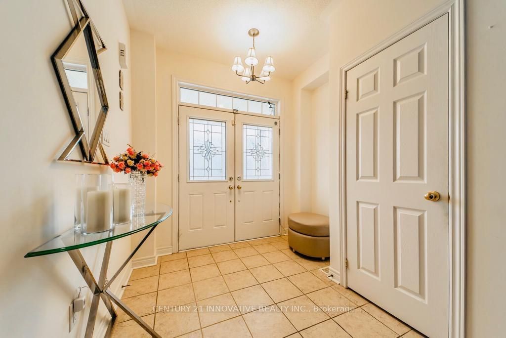 13 Fairservice Dr
