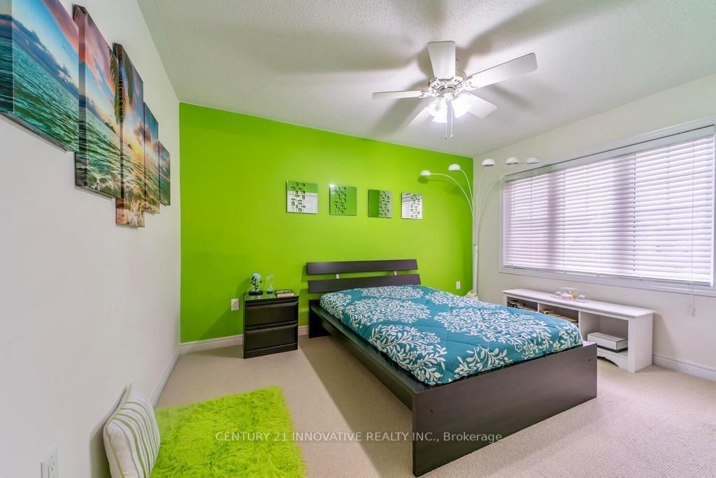 13 Fairservice Dr