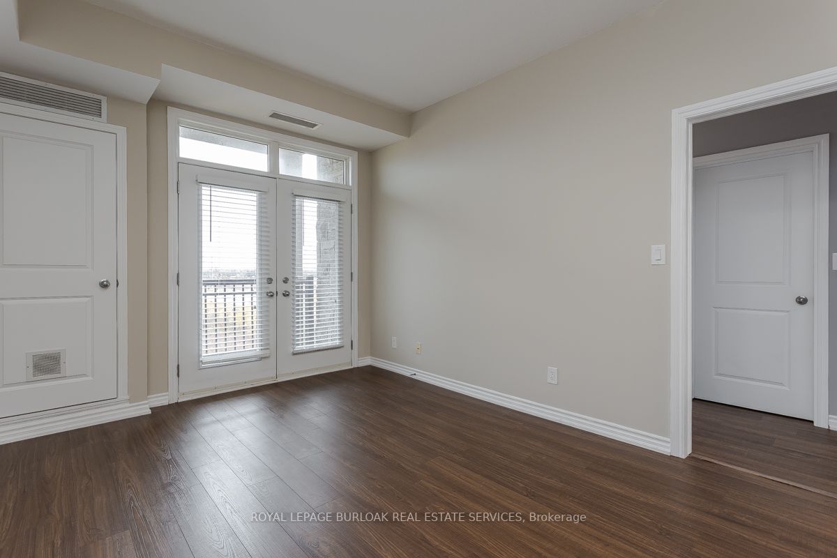 5327 Upper Middle Rd, #411