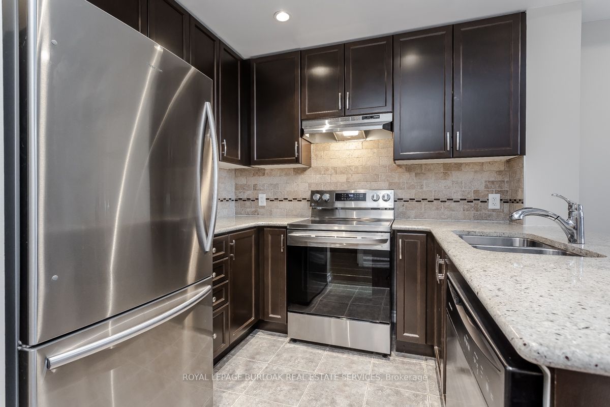 5327 Upper Middle Rd, #411