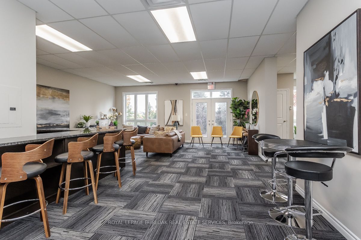 5327 Upper Middle Rd, #411