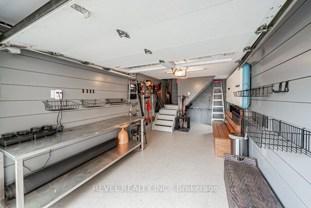 57 Pennington Cres