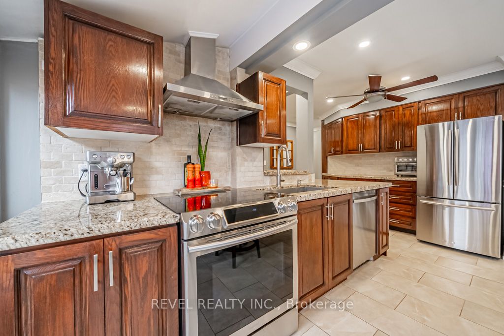 57 Pennington Cres