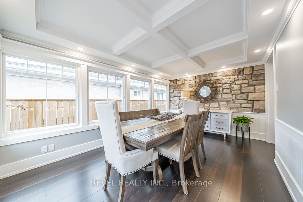 57 Pennington Cres