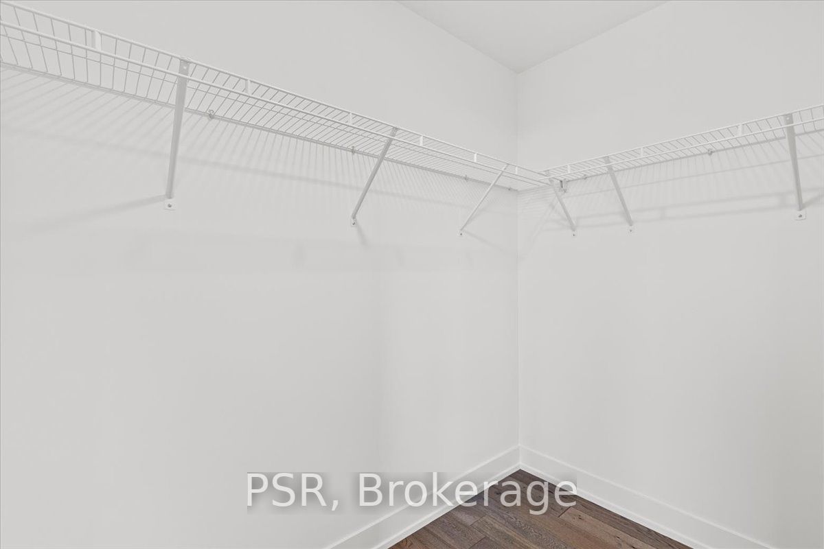 1063 Douglas Mccurdy Comm Circ, #501