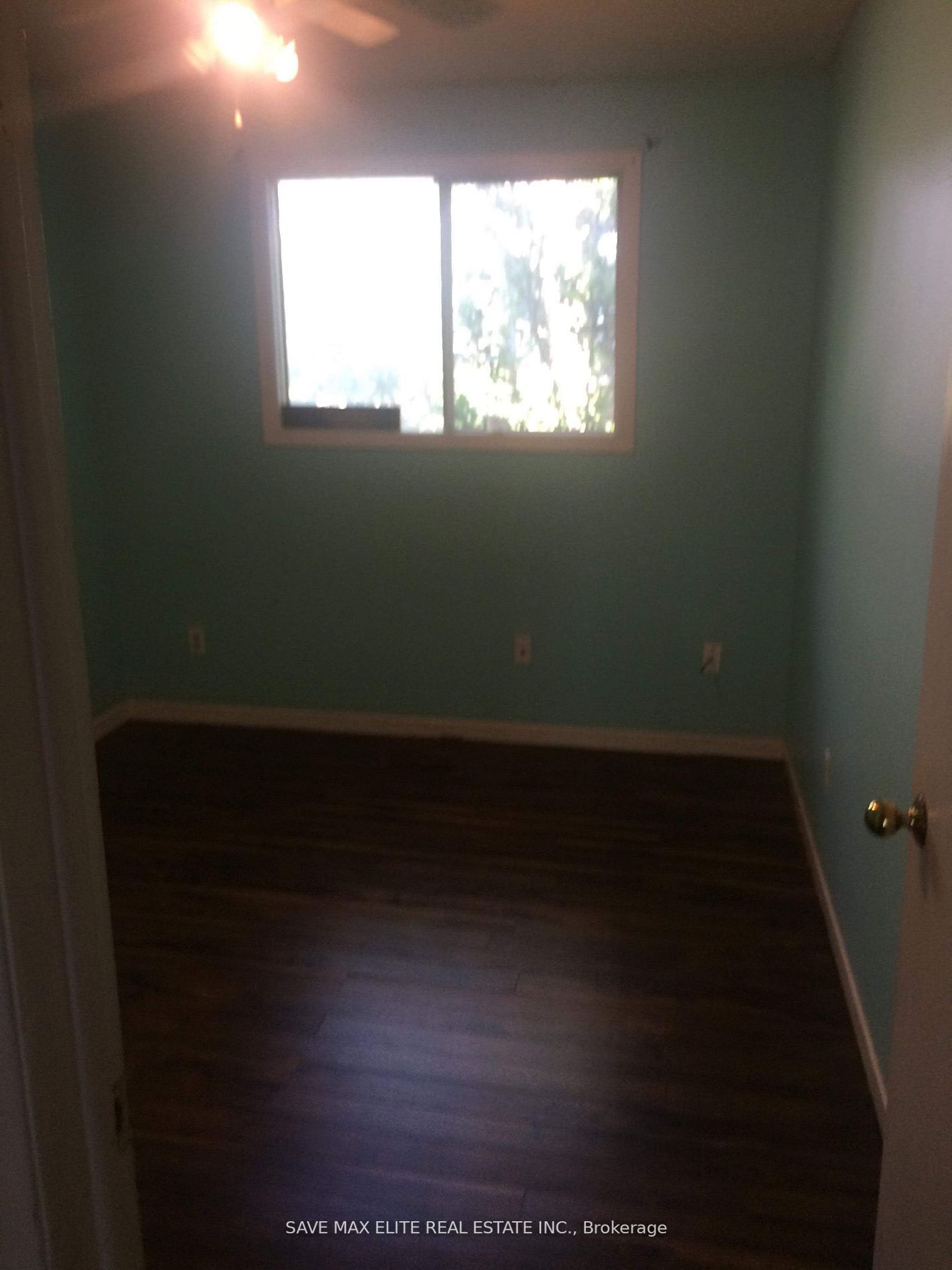 130 Burbank Cres