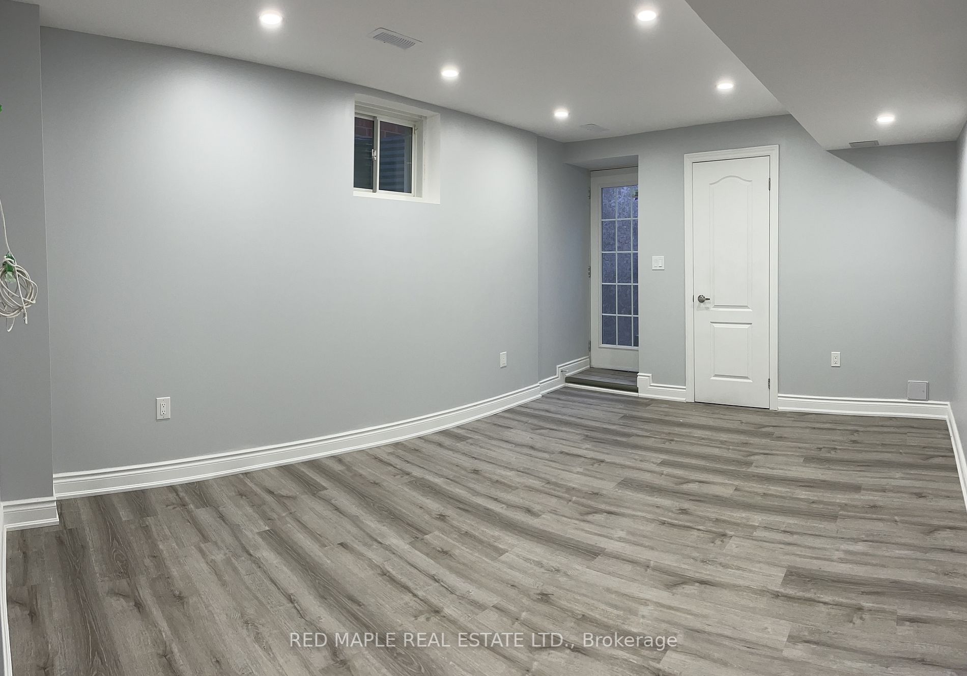 38 Callandar Rd E