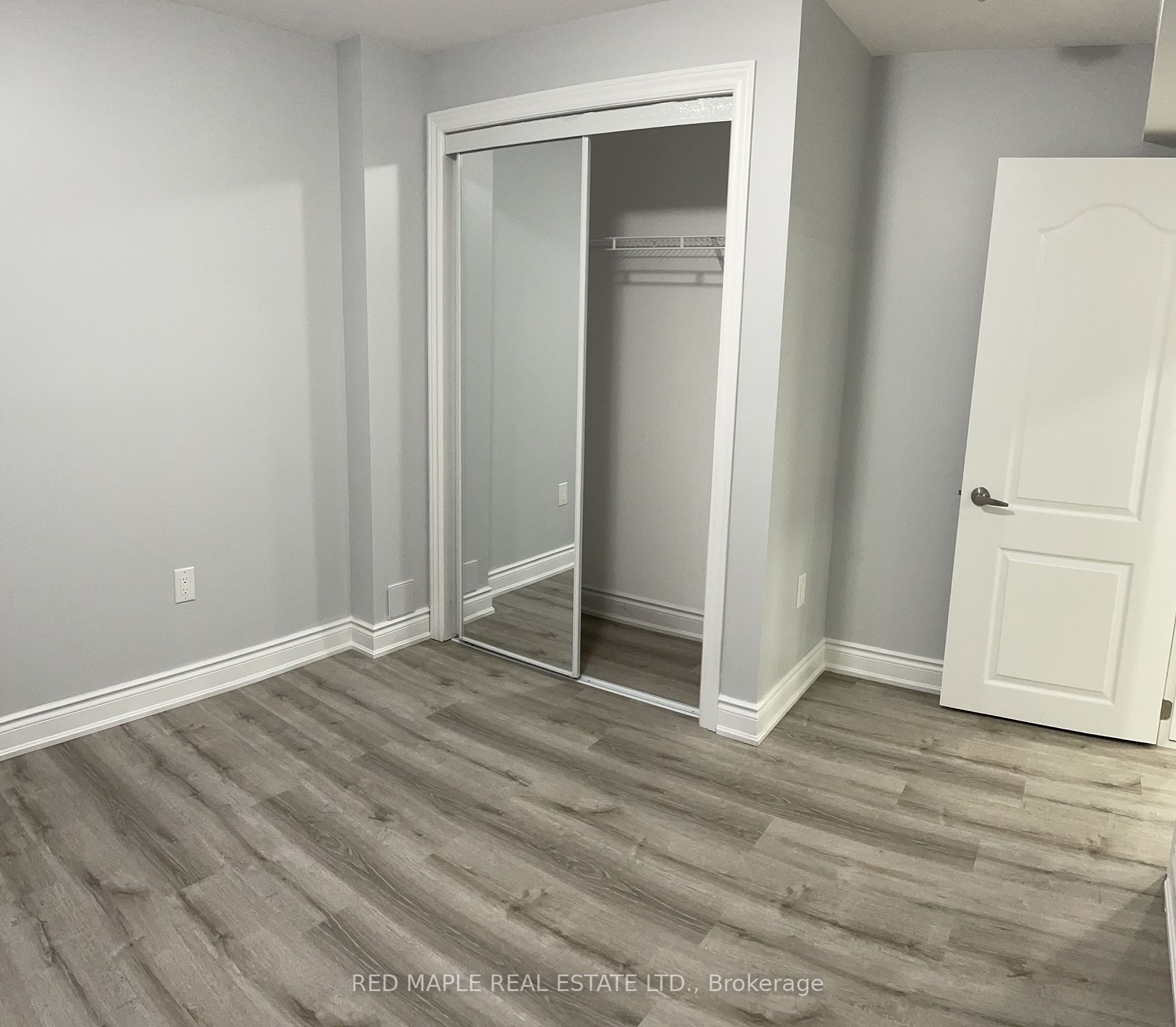 38 Callandar Rd E