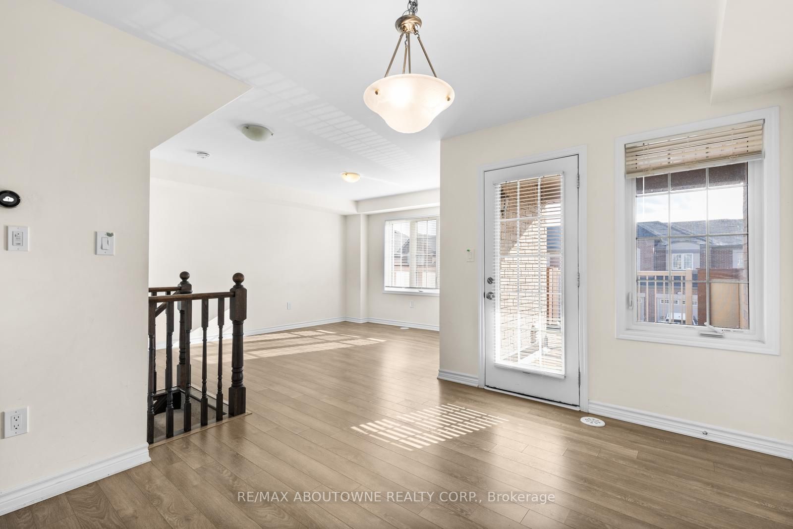 293 Murlock Hts
