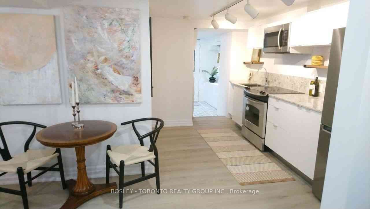 11 Boustead Ave, #Lower