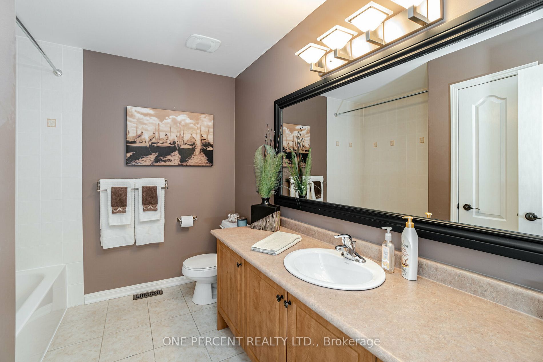 620 Ferguson Dr, #18