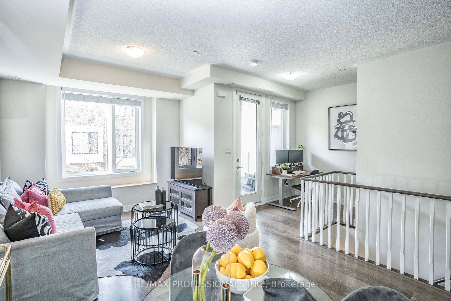 6 Drummond Street, #328