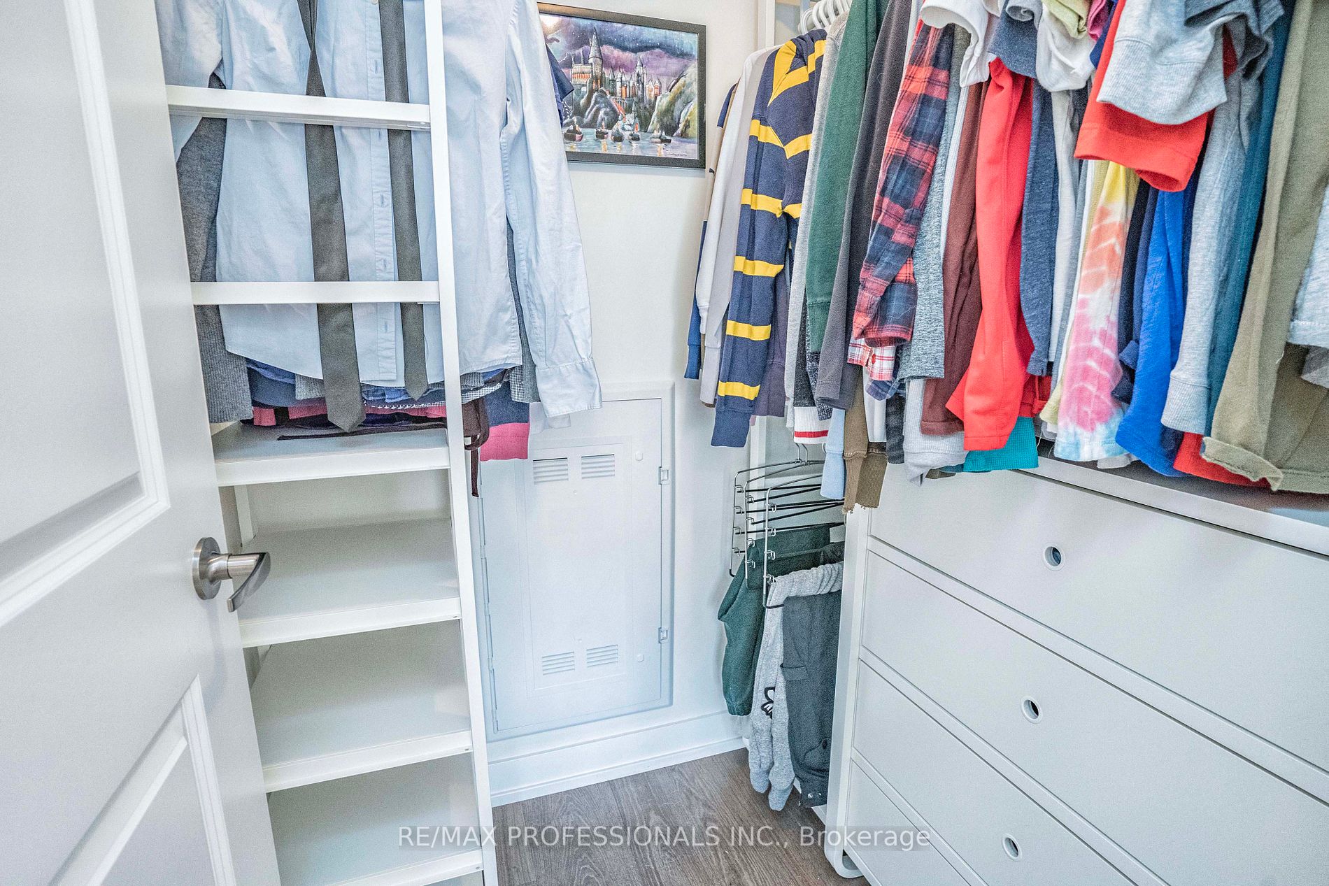 6 Drummond Street, #328