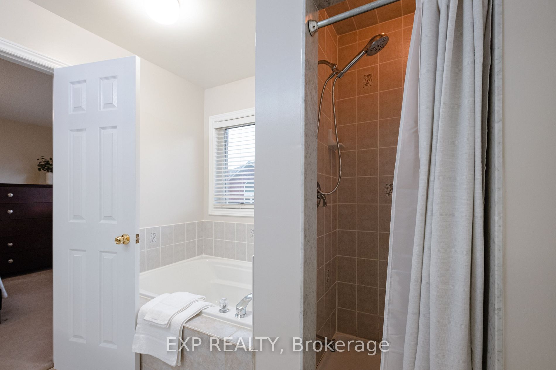 3565 Bala Dr