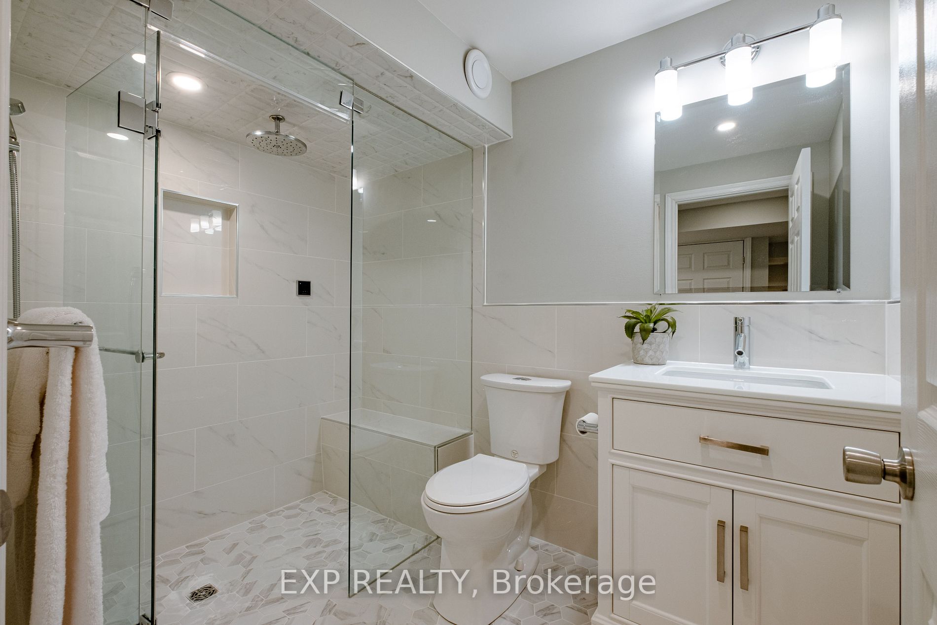 3565 Bala Dr