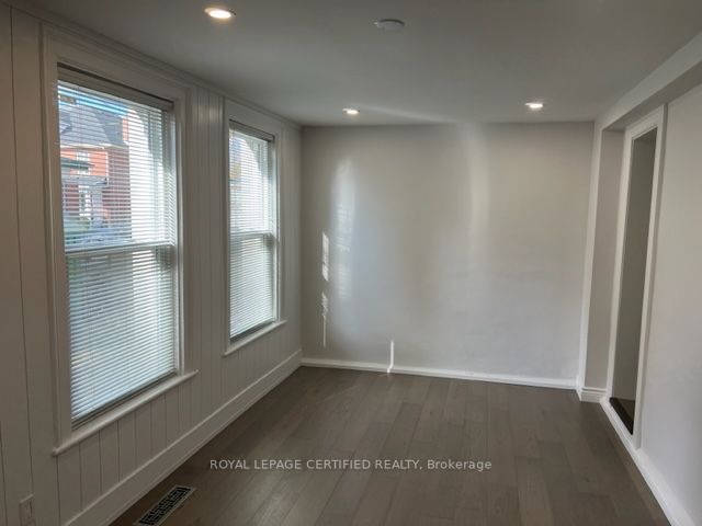 3 Denison Ave, #2