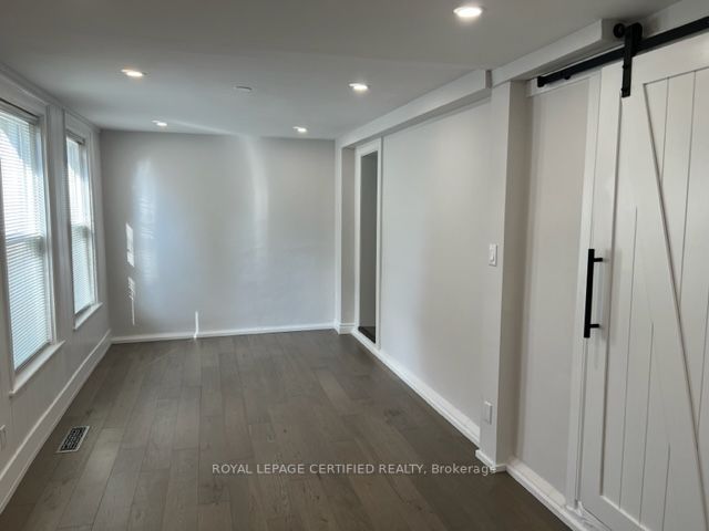3 Denison Ave, #2
