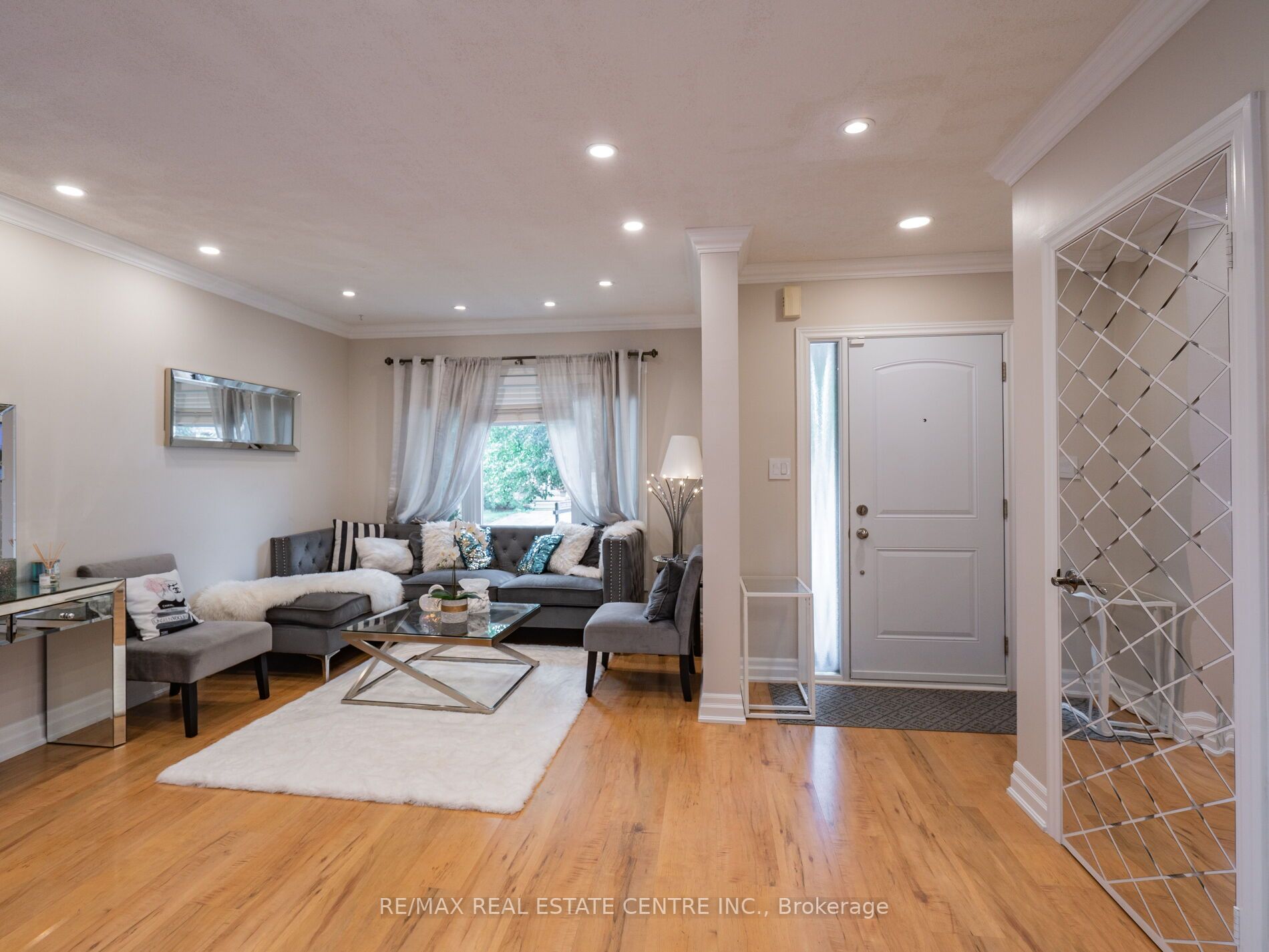 2147 Village Squire Lane