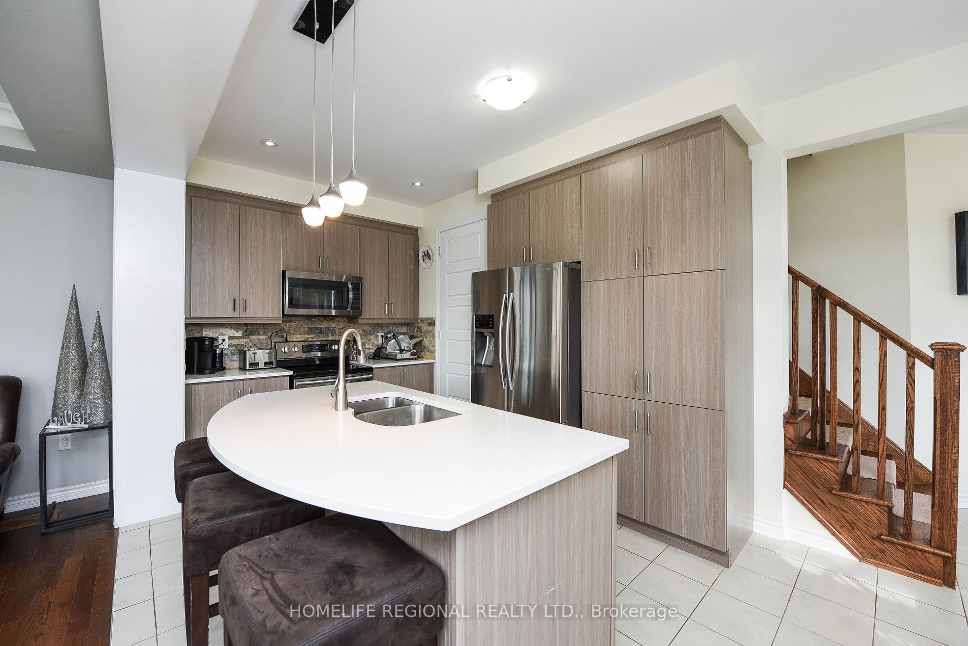 1264 Clifford Point