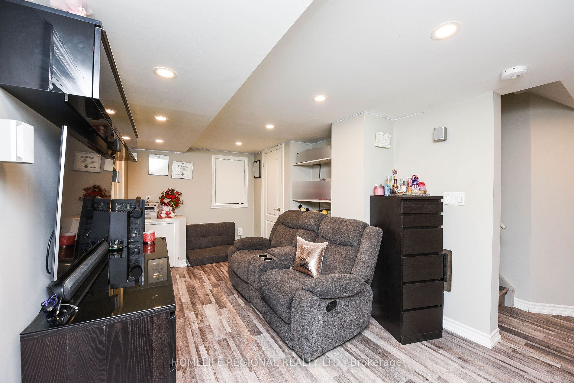 1264 Clifford Point