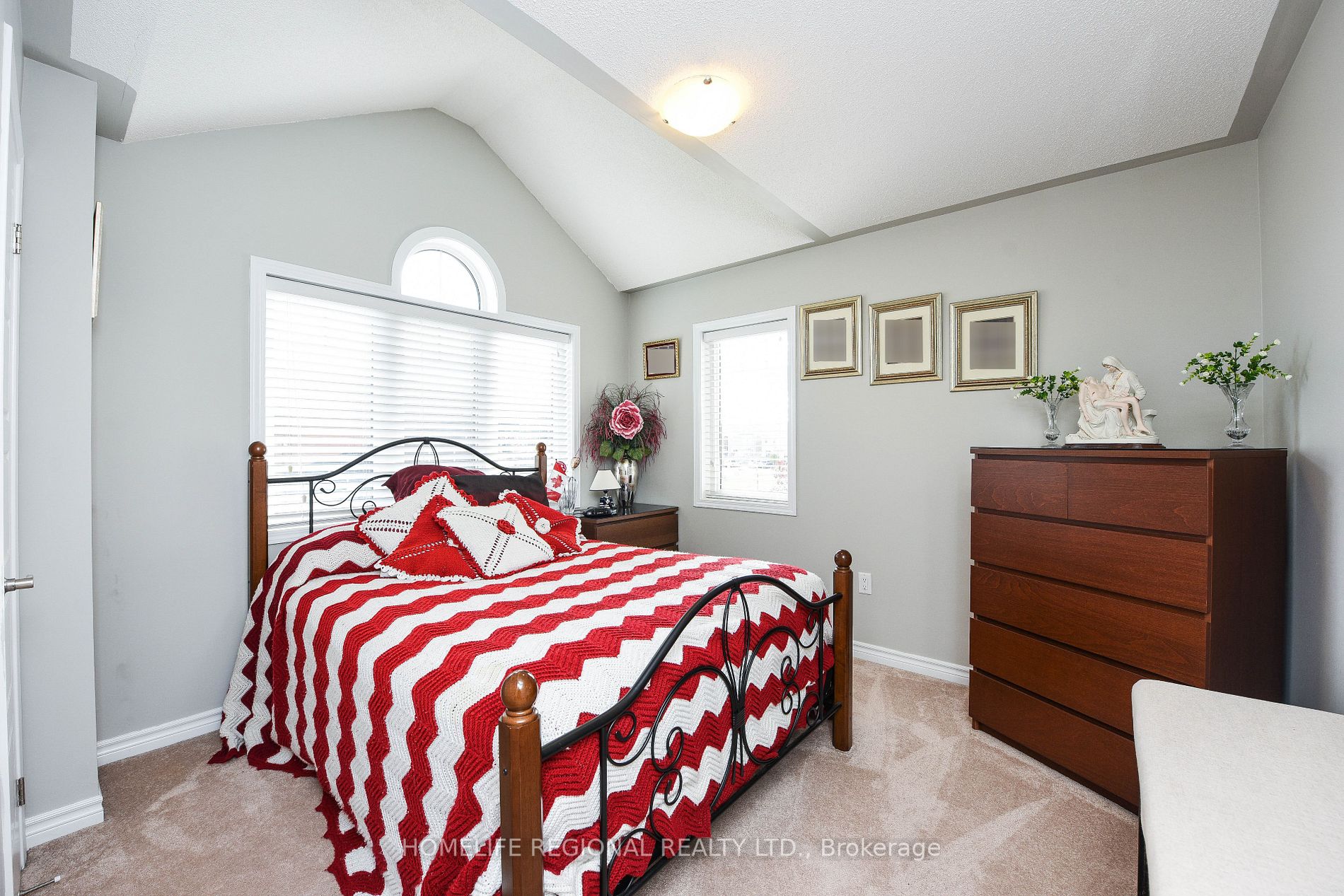 1264 Clifford Point