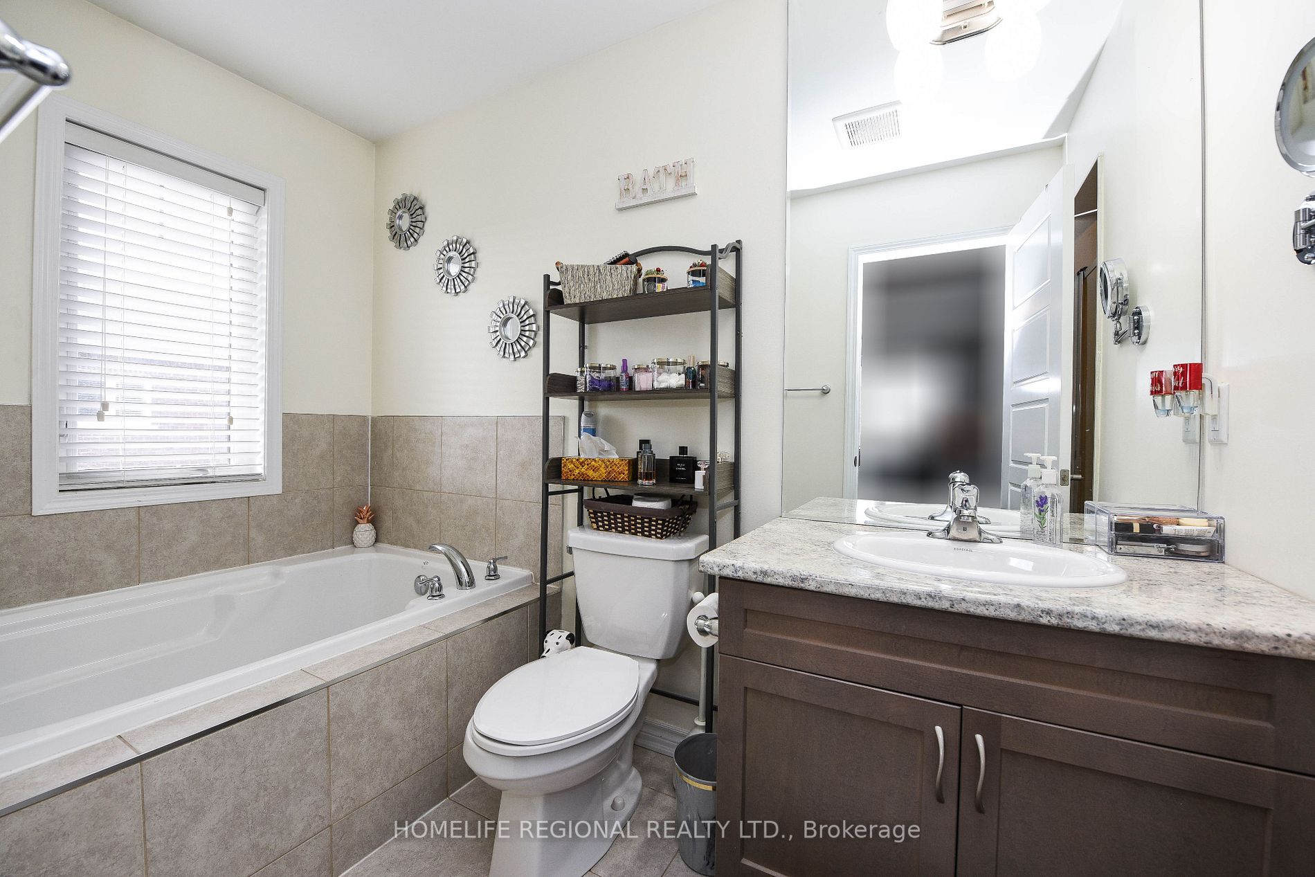 1264 Clifford Point