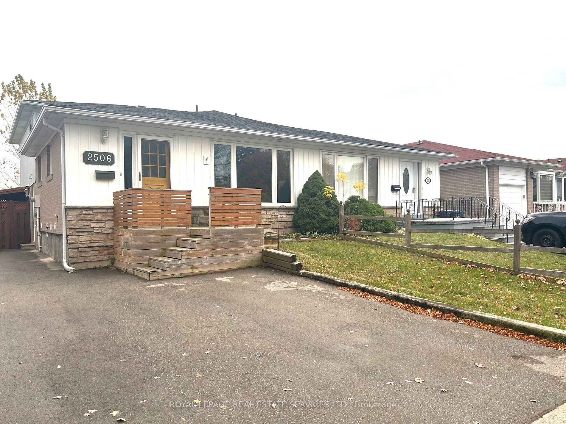 2506 Barcella Cres, #Lower