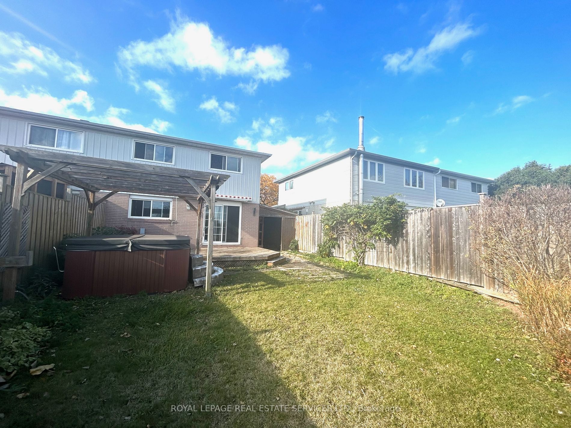 2506 Barcella Cres, #Lower