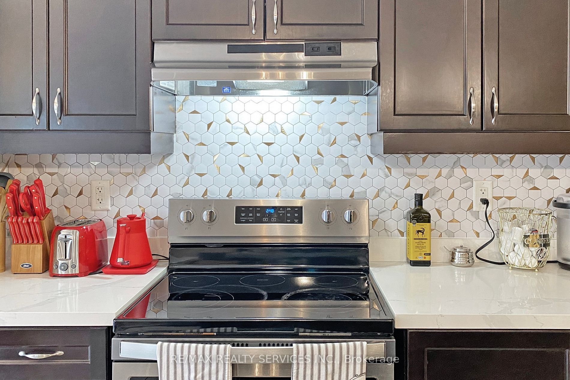 313 Gooding Cres