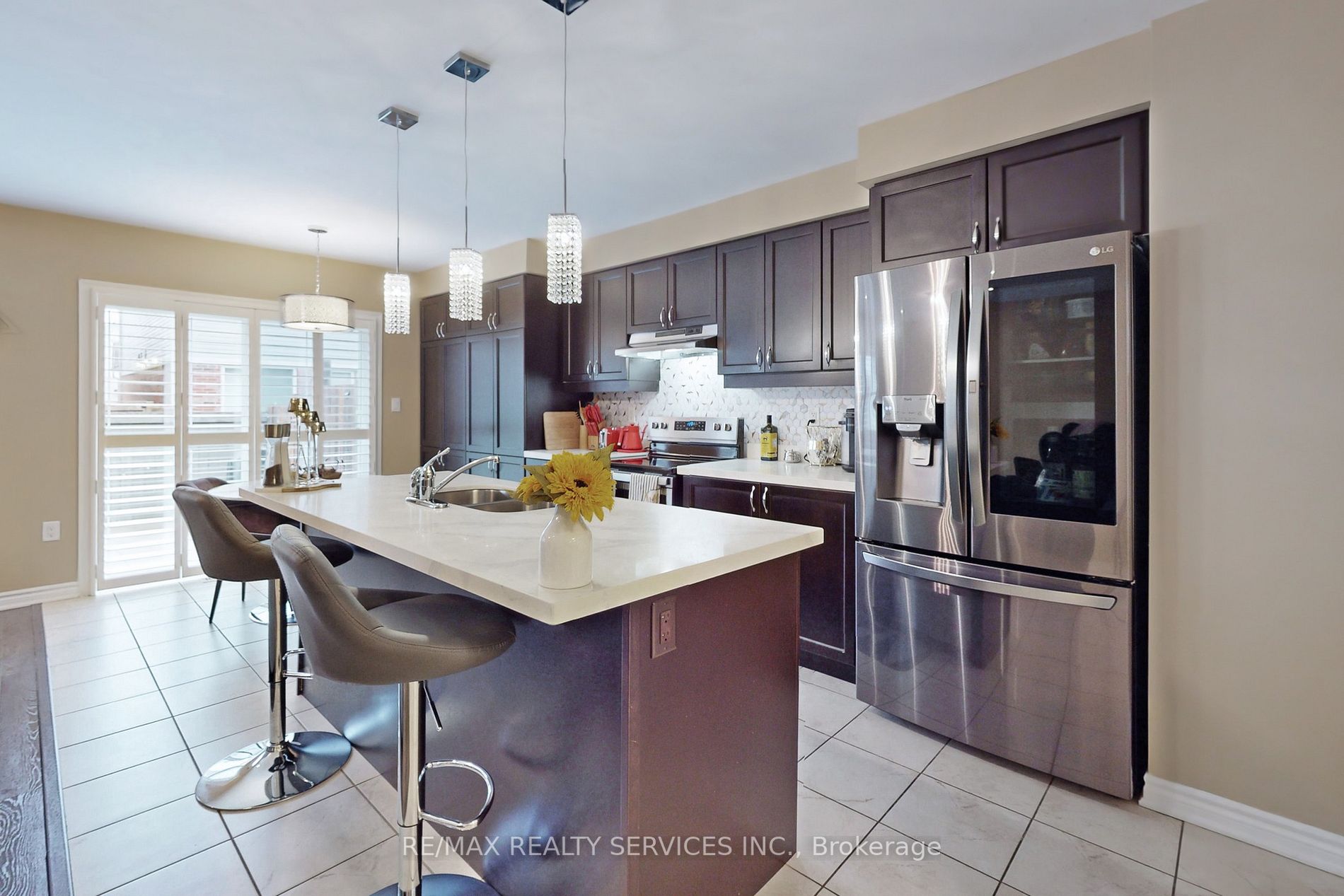 313 Gooding Cres