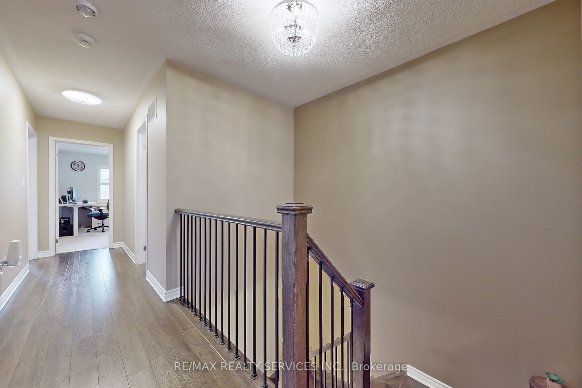 313 Gooding Cres