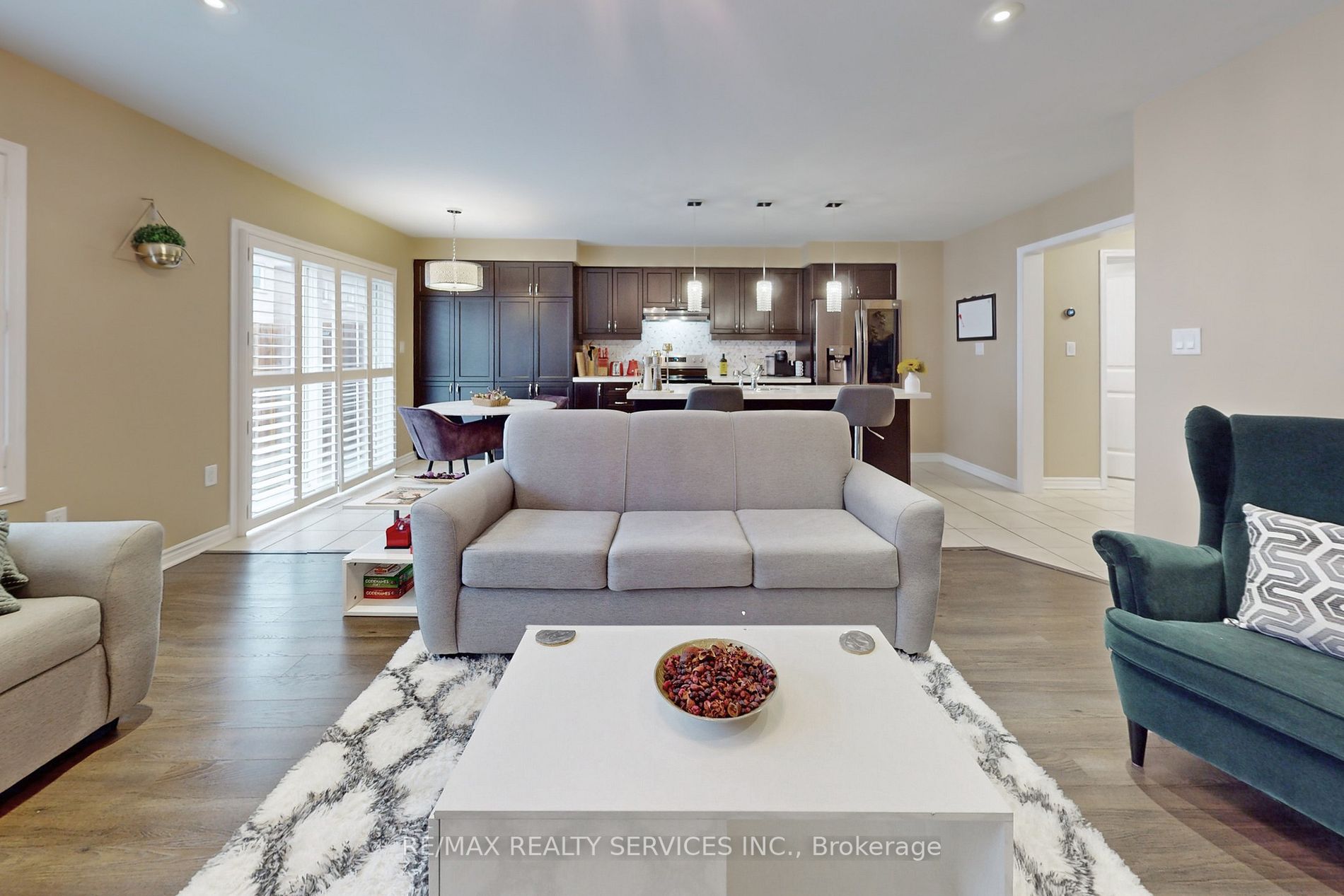 313 Gooding Cres