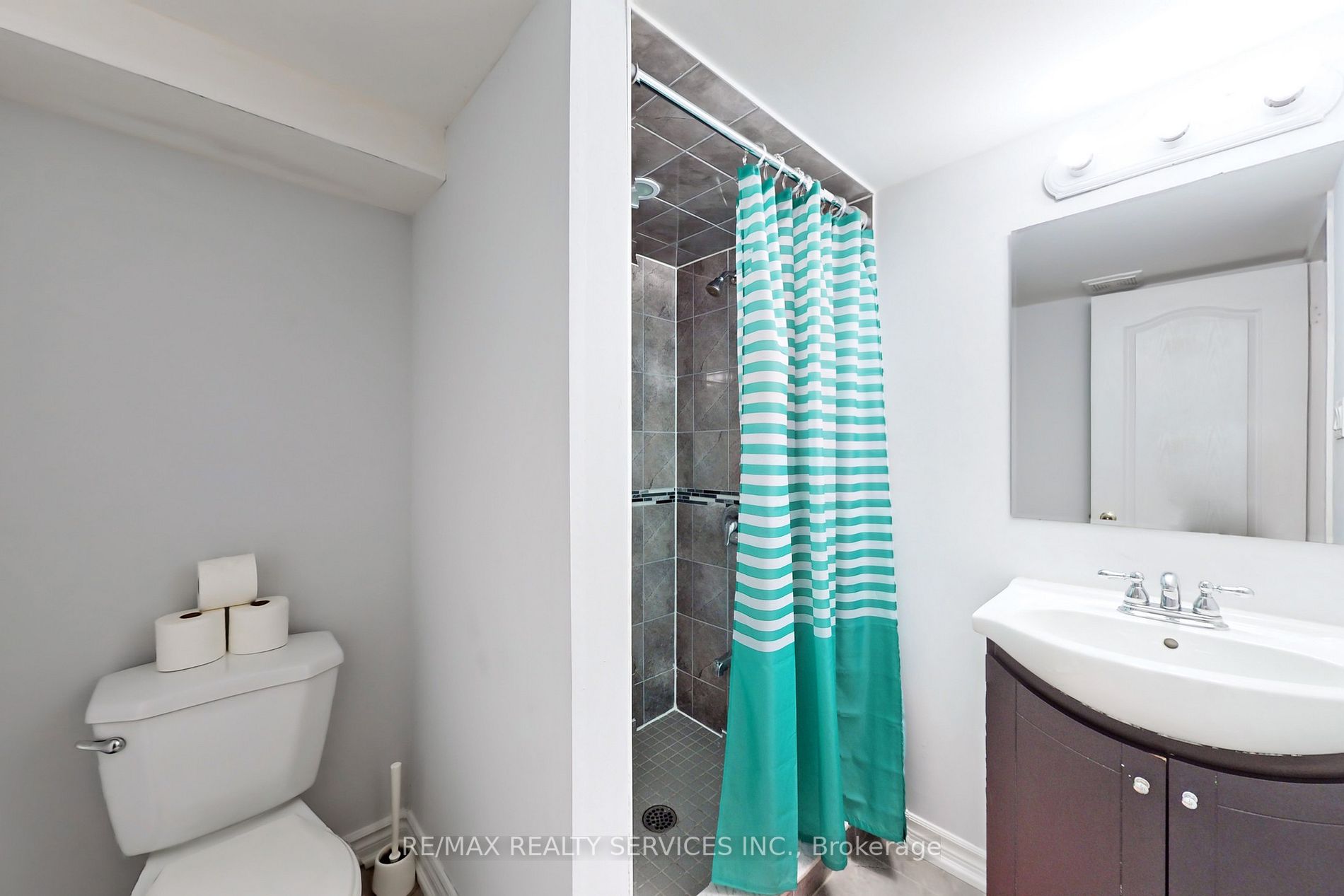 313 Gooding Cres