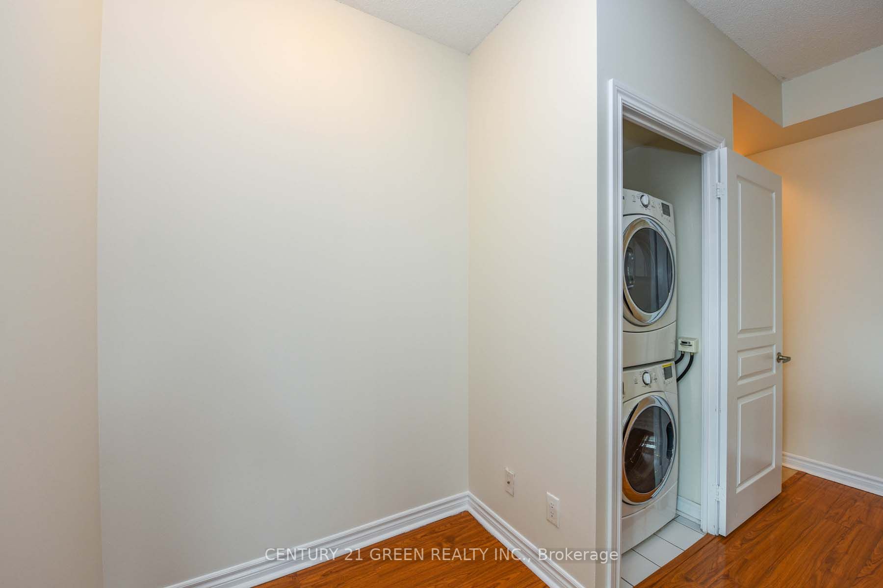 3525 Kariya Drive, #509