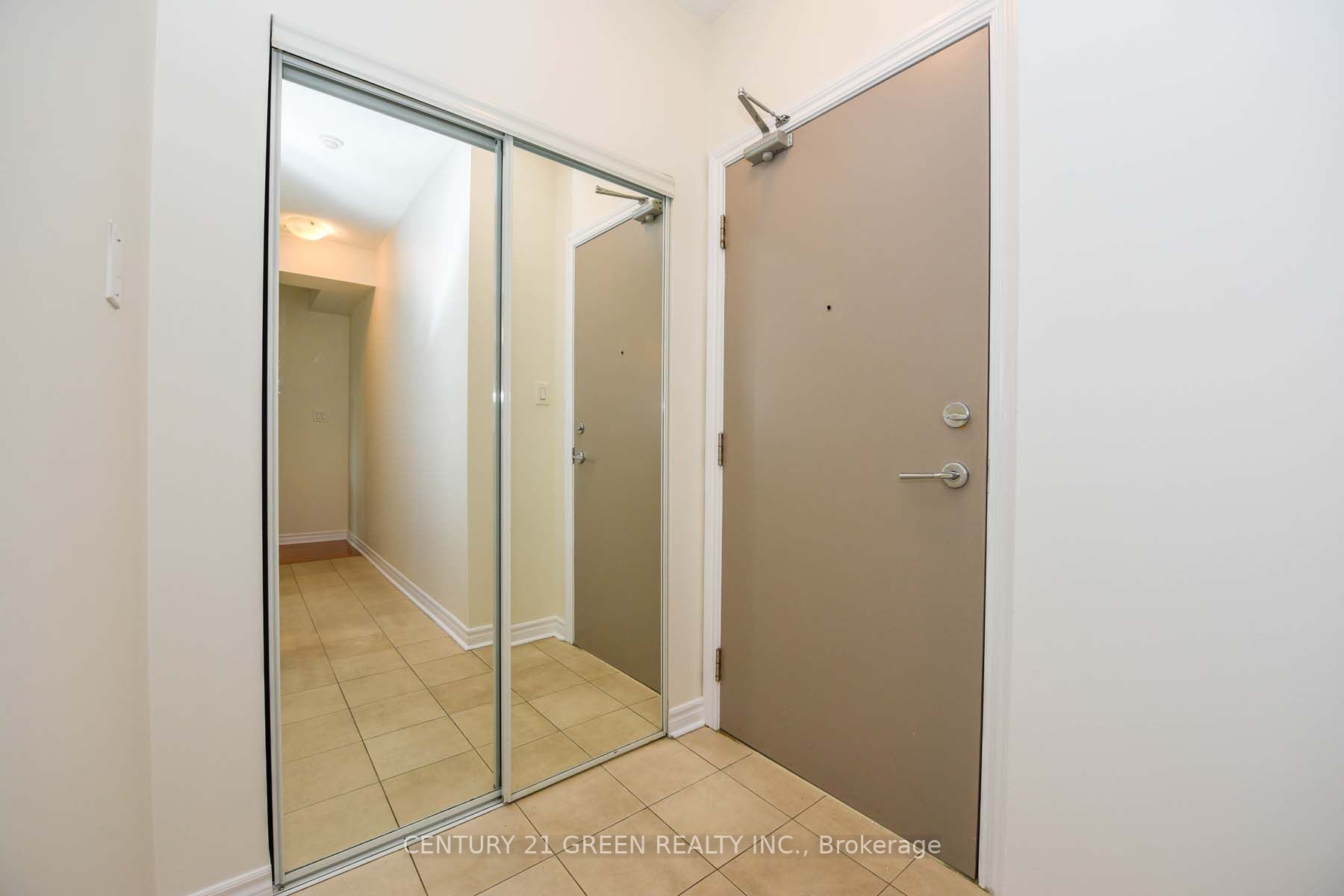 3525 Kariya Drive, #509
