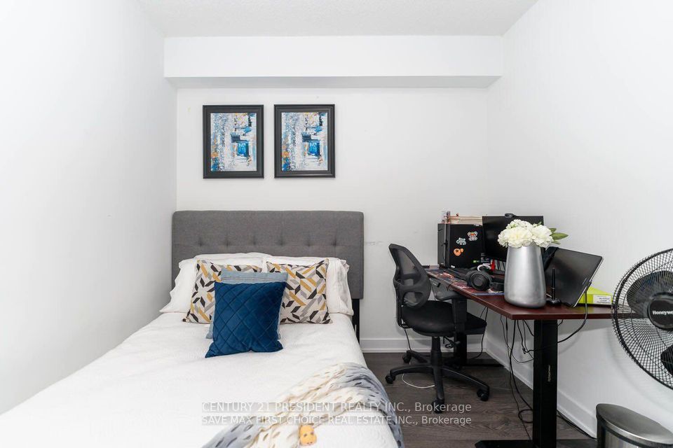 251 Manitoba Street, #316