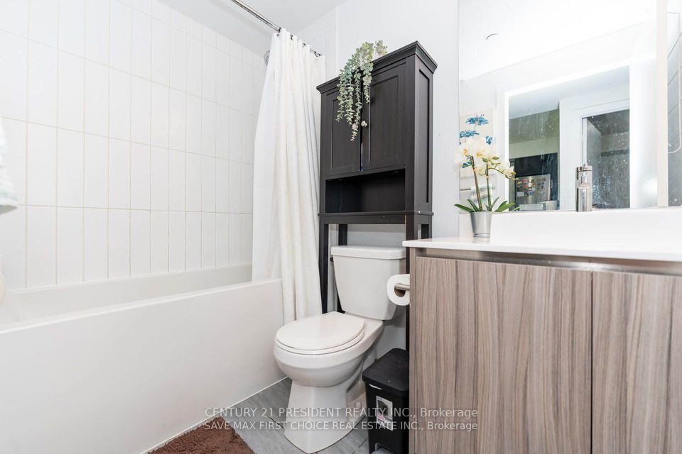 251 Manitoba Street, #316