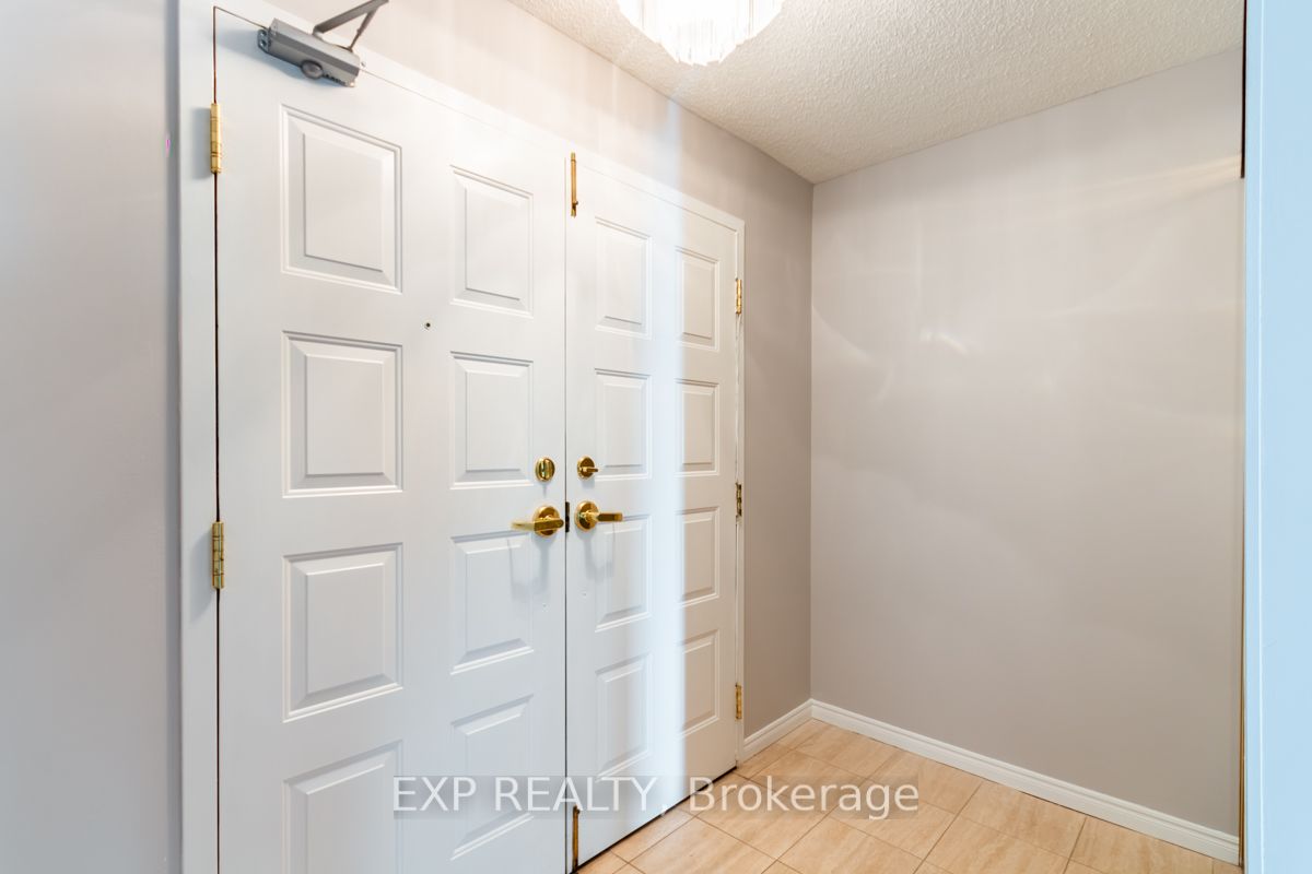1225 North Shore Blvd E, #605