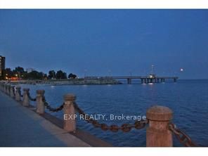 1225 North Shore Blvd E, #605