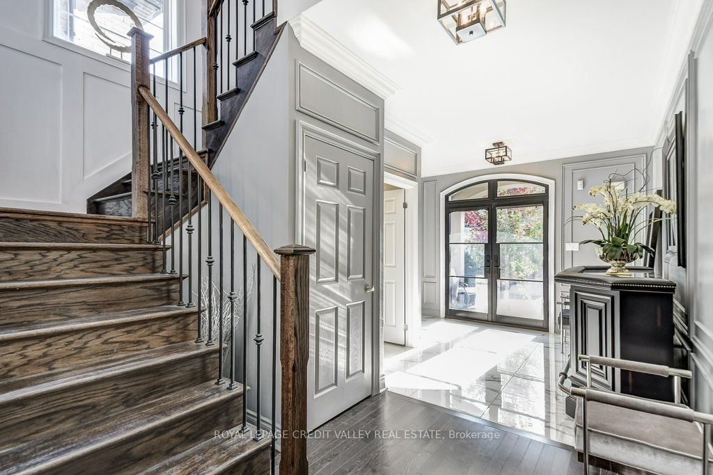 9 Mecca St