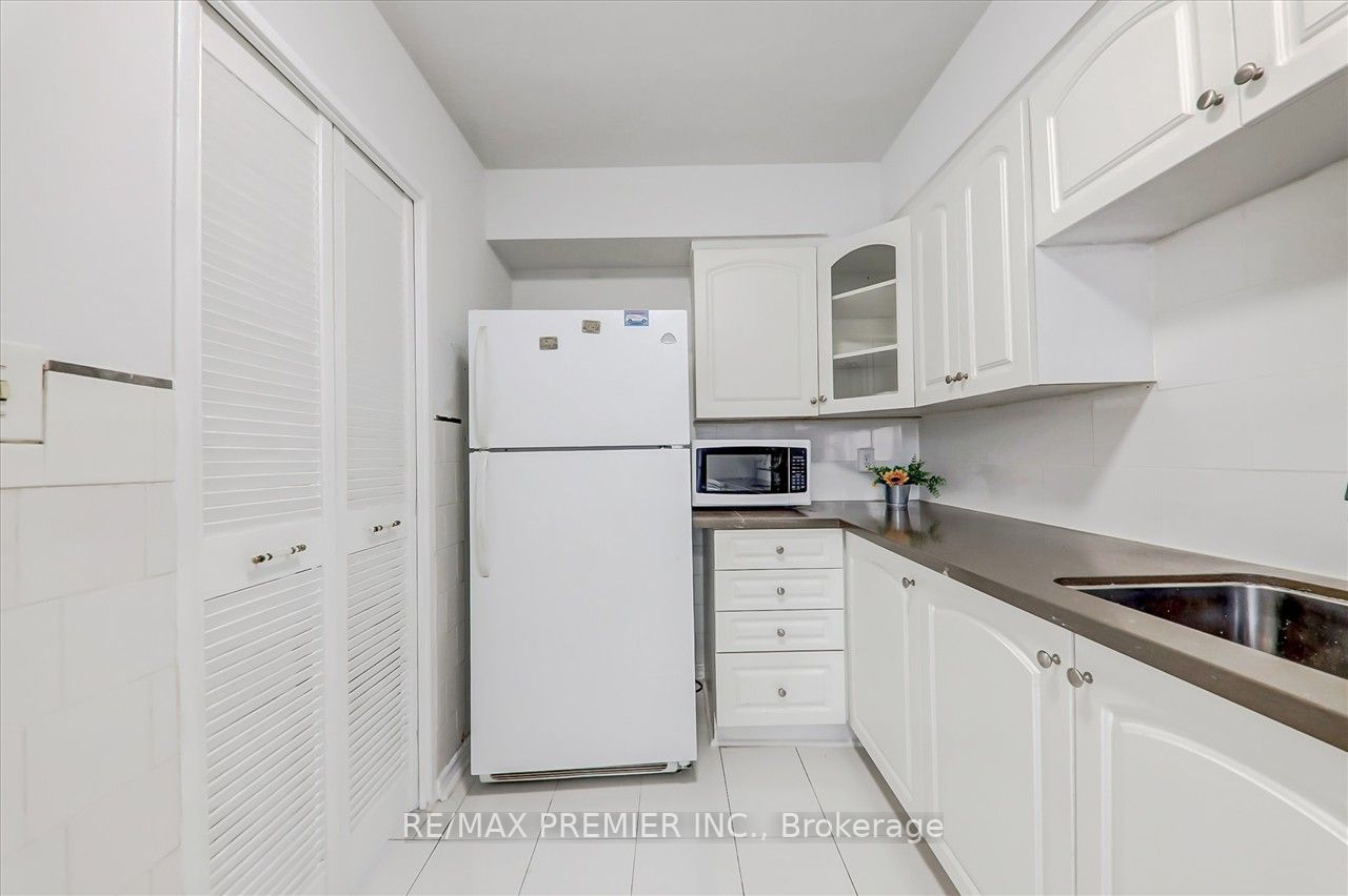 10 Eddystone Ave, #268