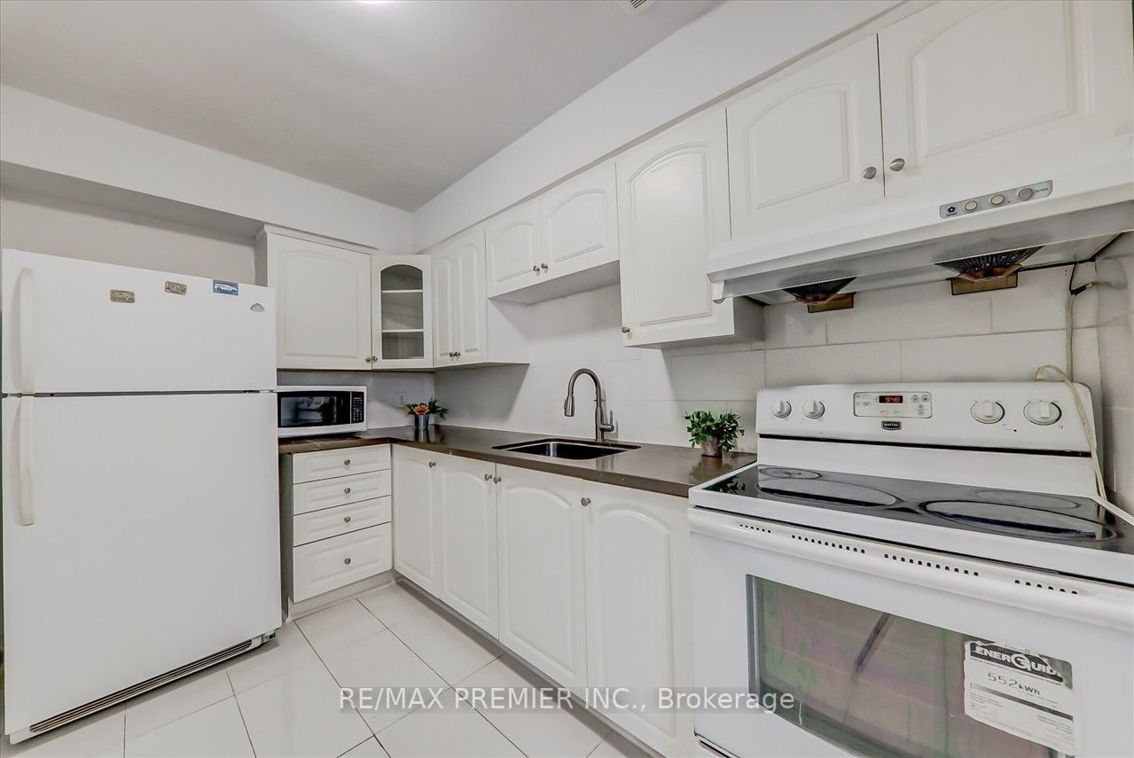 10 Eddystone Ave, #268